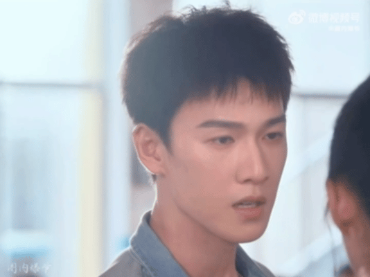 李昀锐安全感满满的引导型恋人 李昀锐引导性恋人一句大人的事不是你的错破防了，李昀