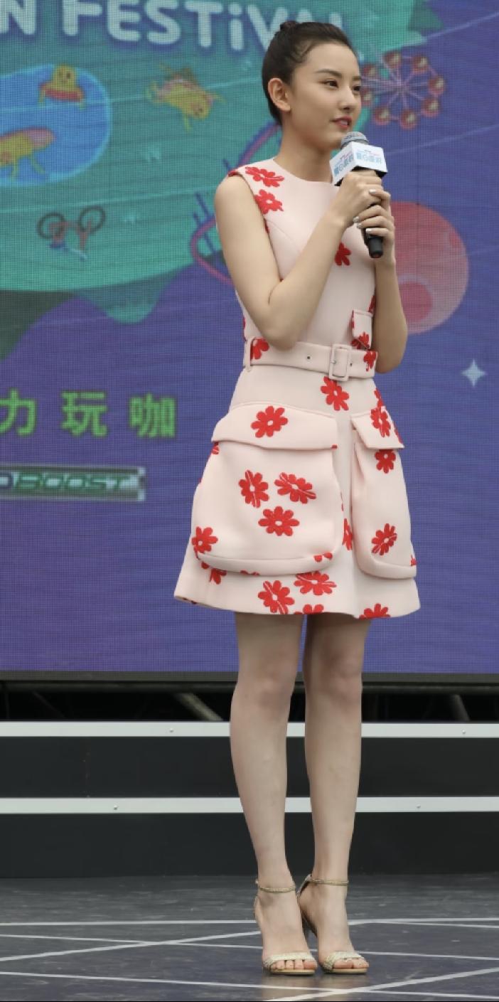 这两个大口袋，真可爱