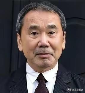 村上春树直面父辈侵华罪责：拒食中国菜、终身不生育，以一生忏悔守历史良知
 
日本