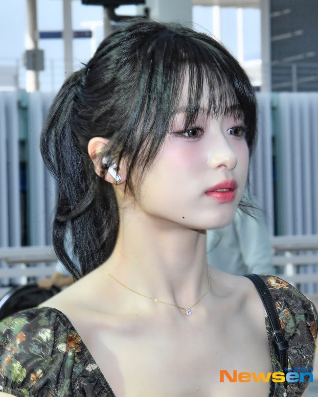 你的新闻图我的新闻图好像不一样大大方方的女神和只敢露半张脸的芒果 ​​​