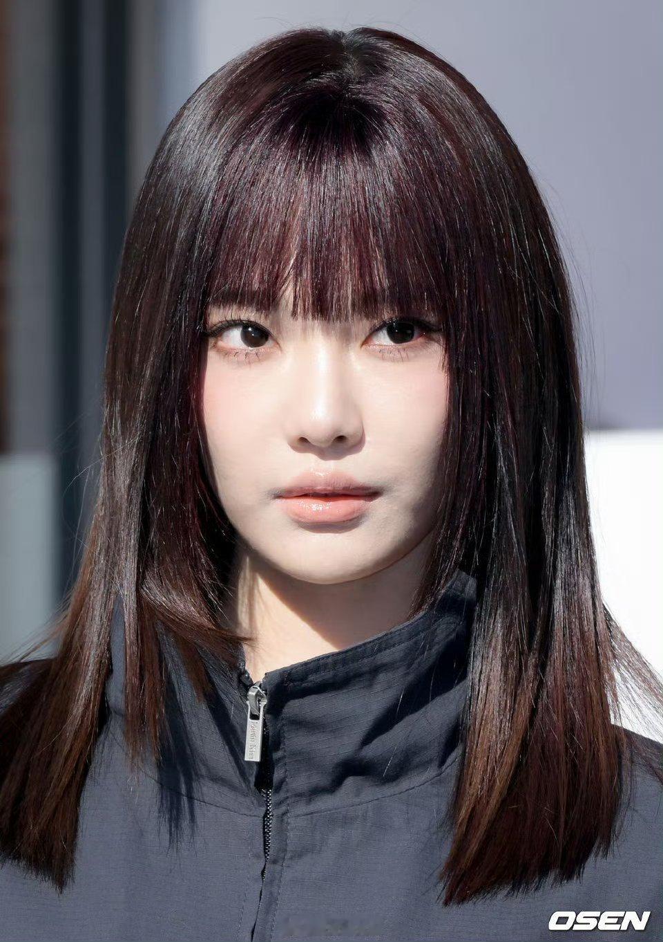 宁艺卓matinkim站台活动新闻图兼饭拍！这个公主切齐刘海冷脸萌小猫好萌！ 