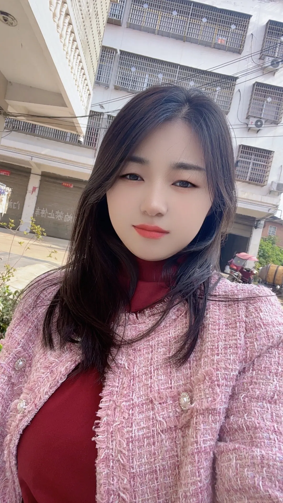 总有一天，你会明白任何关系走到最后都是阶段性的陪伴，那些你放不下的人和...