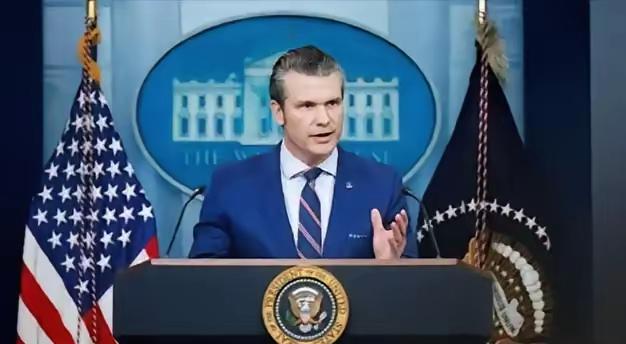 怒怼流氓!美国战争部长竟公然向全球八十亿人叫嚣：“我们一直靠杀人、破坏为生”。这