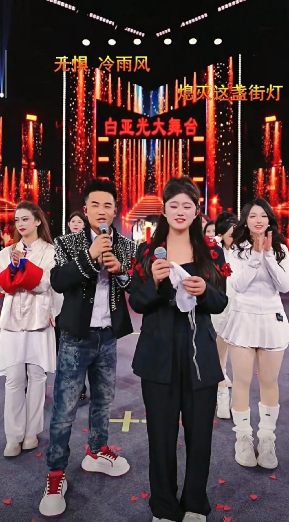 别再迷信那些“工业糖水”了，真正的流量猛兽，根本不在MCN的PPT里，而在西安未