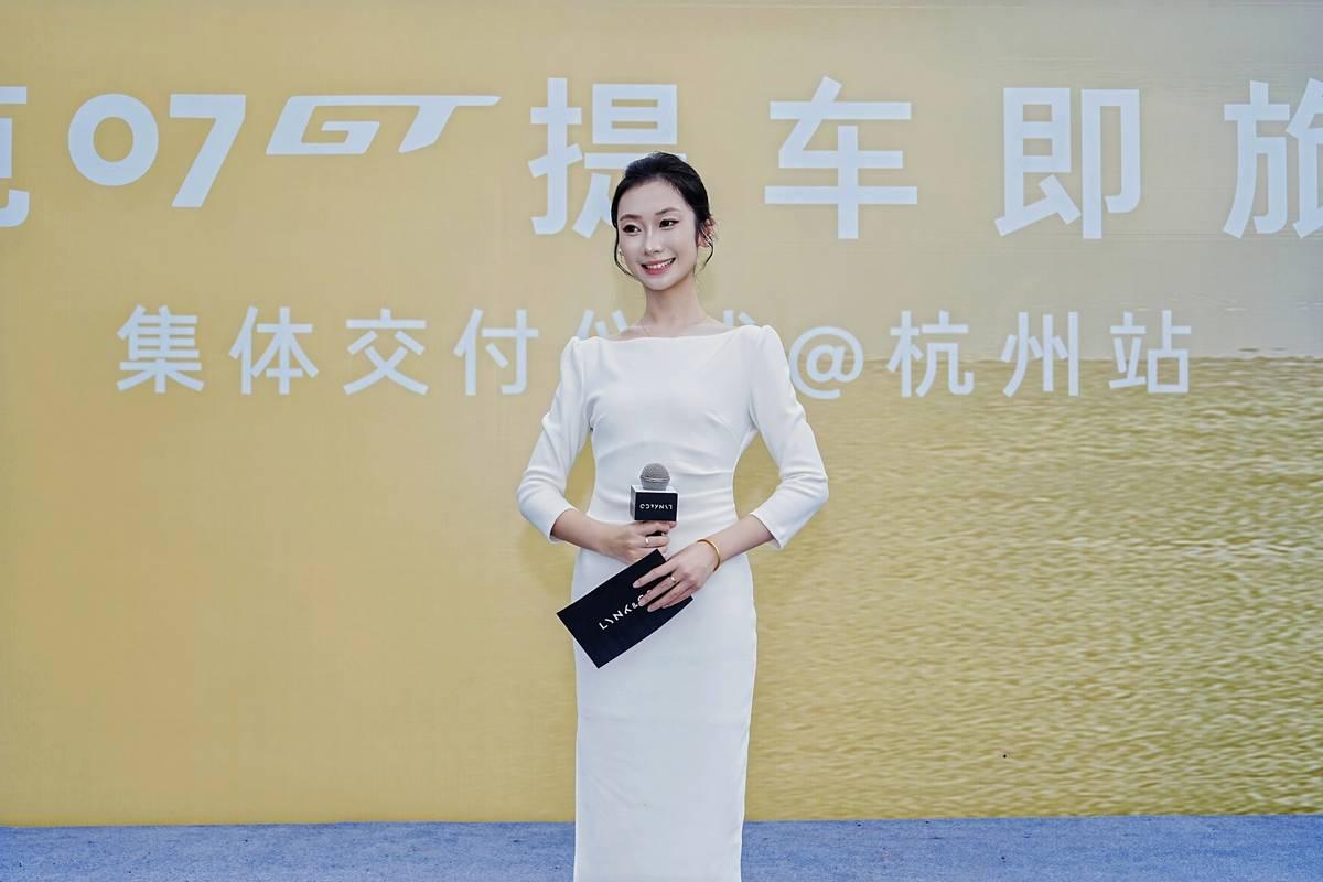 湖畔创意交付出圈，领克 07GT 诠释提车即启程全新生活理念
汽车市场内卷愈发激