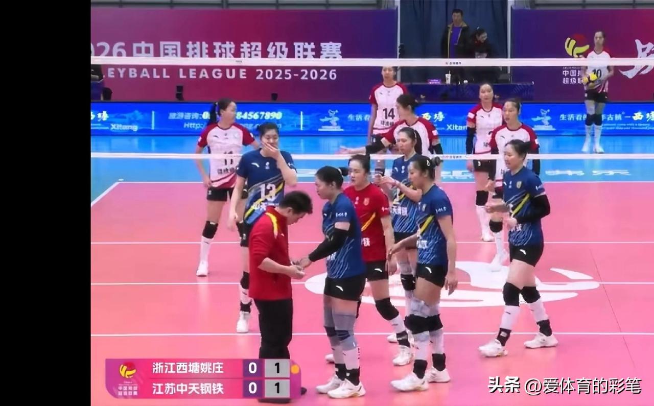 想不到[捂脸]，江苏女排首局输浙江女排，首局26平，吴梦洁要么扣不死，要么扣出界