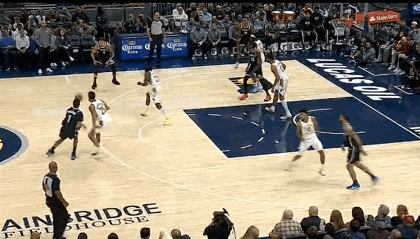 进不进看手感！小波特无愧干拔第一人！
在今天NBA常规赛篮网对阵步行者的第一节比