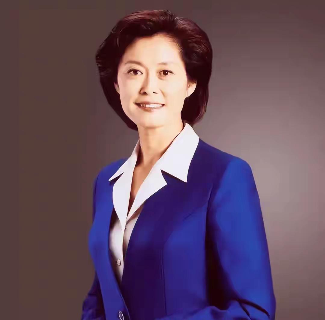 敬一丹大姐，一路走好[祈祷][祈祷][祈祷]
一早醒来，就看到这个不幸的消息。敬