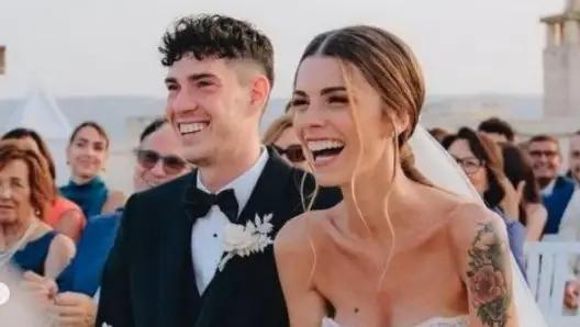 【国际米兰球员巴斯托尼遭网暴，累及模特妻子及家人】国米3-2尤文，比赛第42分钟