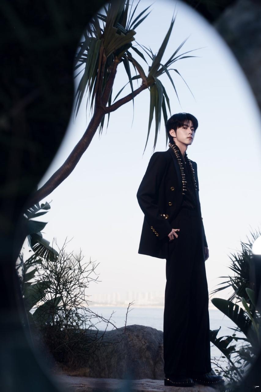 网传WIEA阵容名单 一边等官宣一边对名单：传说中的微博海外娱乐盛典WIEA阵容