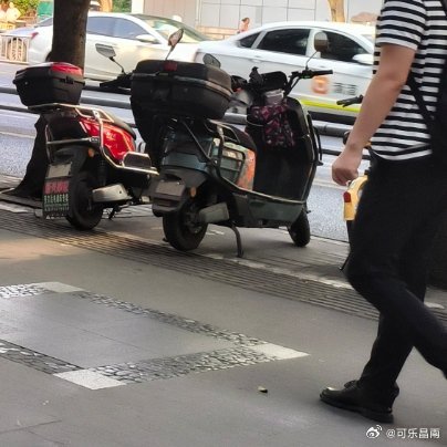 无论你起多早，总有人比你更早。 无论你睡得多晚，总有人比你更晚。 无论你多努力，