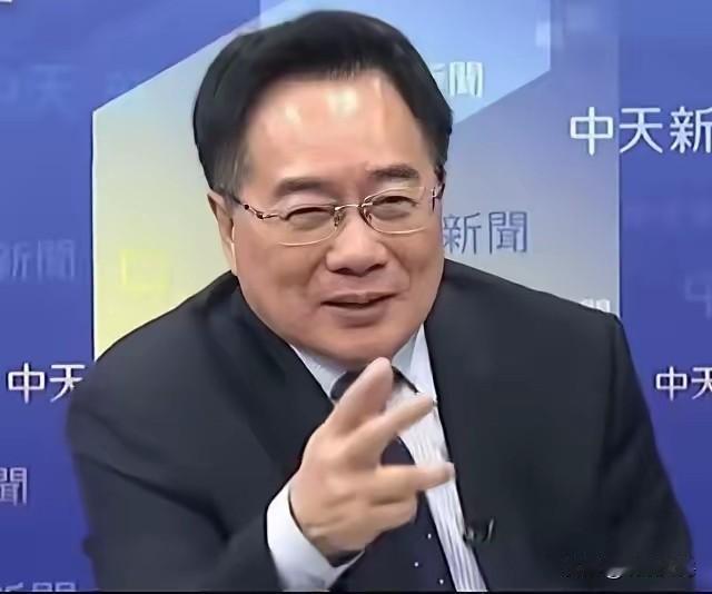 72岁的蔡正元是真把“义气”刻在骨子里了，马英九、赵少康却把“自保”玩到了极致，