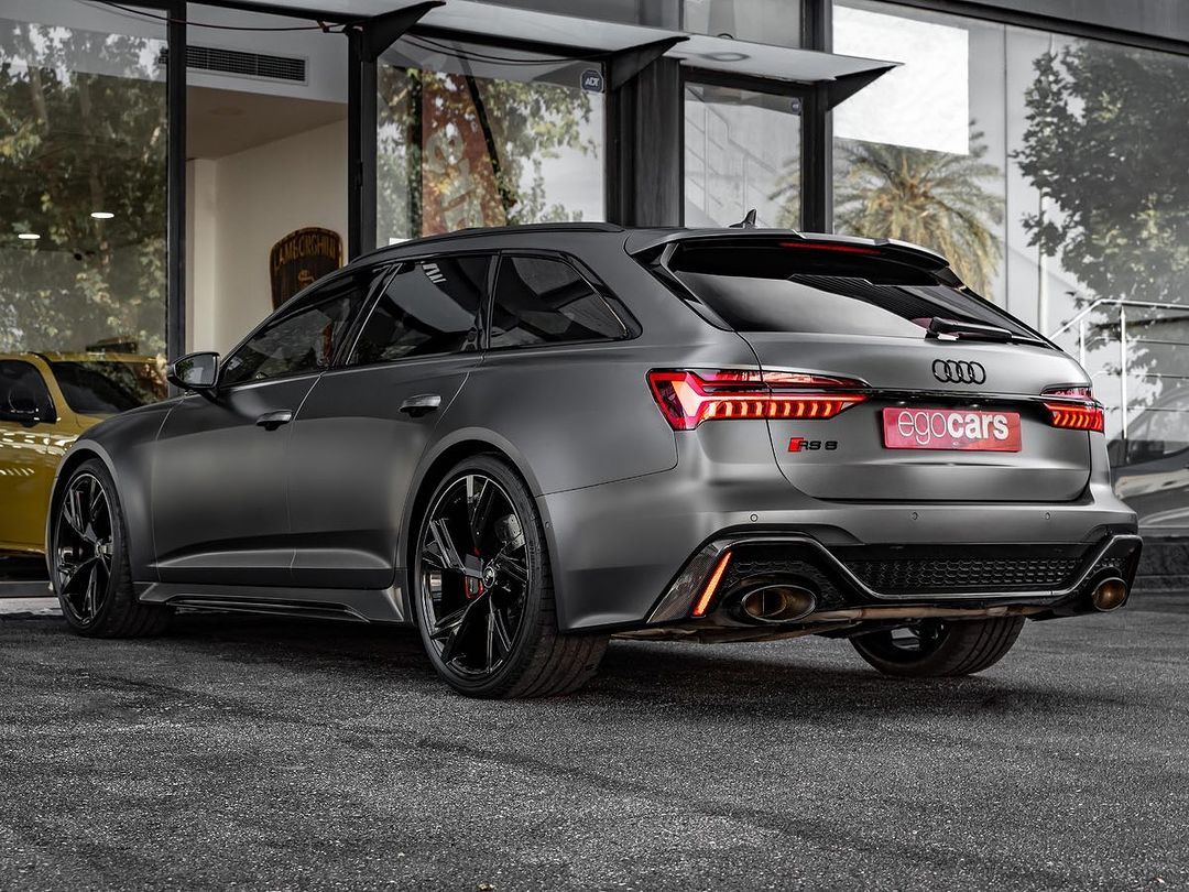 奥迪 RS6 Avant ​​​