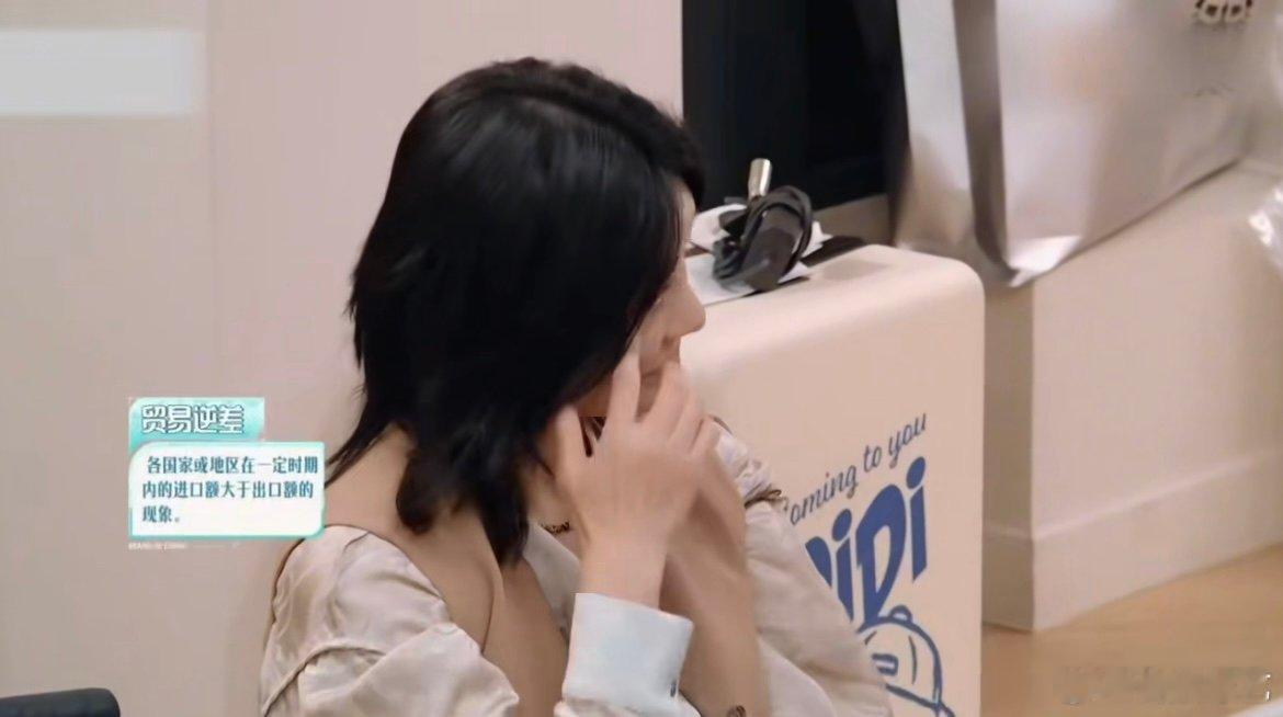 这一天尚雯婕等了20年 二十载时光里，尚雯婕始终带着对民族品牌的信心，在出海路上