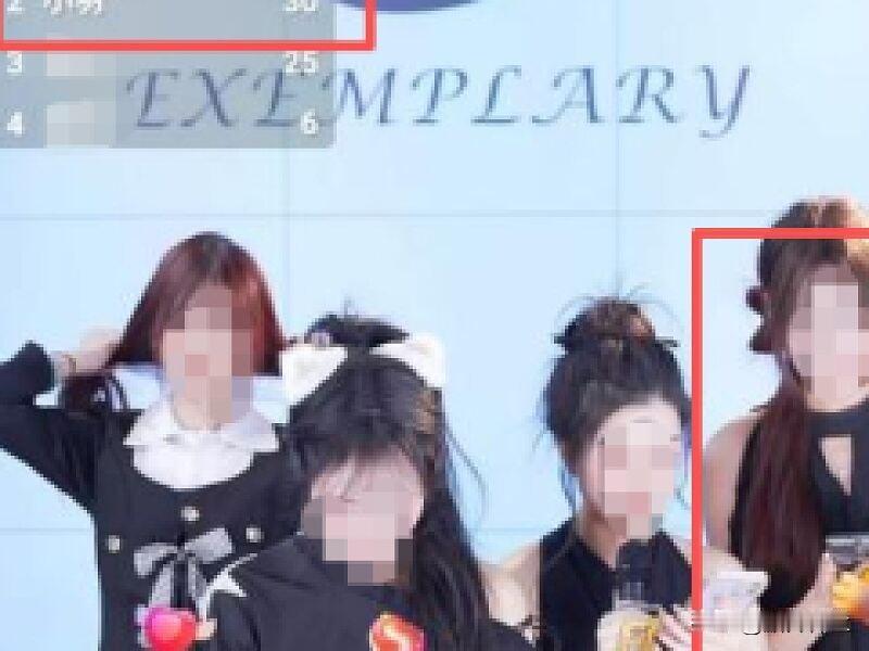 近日，“22岁女大学生做团播被震碎三观”一事登上热搜。话题中“维护大哥比跳舞更重