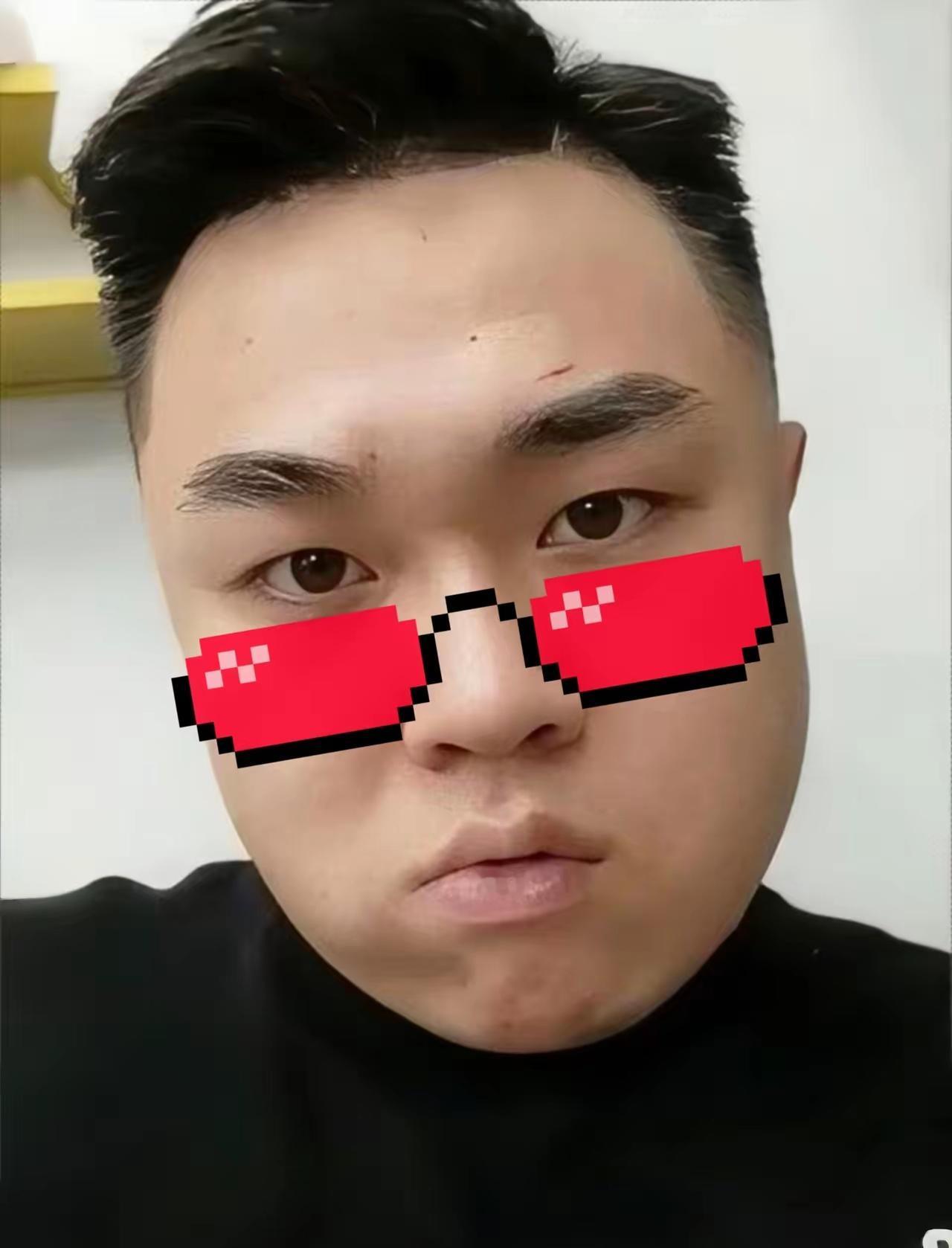 现在知道急了。

批捕消息才传出来，

两边家里就开始四处打听门路。

据说备好