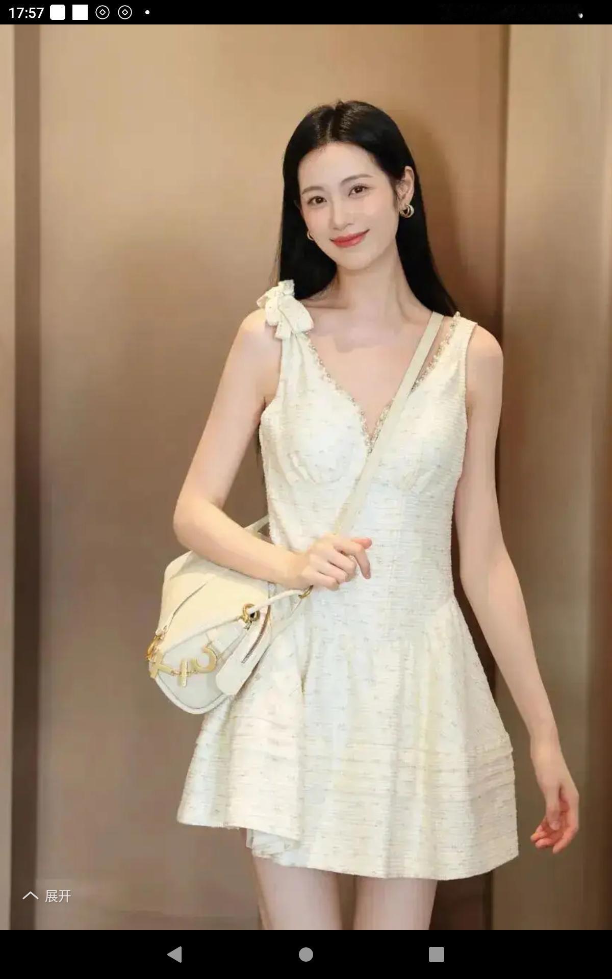 你们喜欢什么类型的美女就这样的女人就是我喜欢的类型！！！好美好美！！！有味道好极