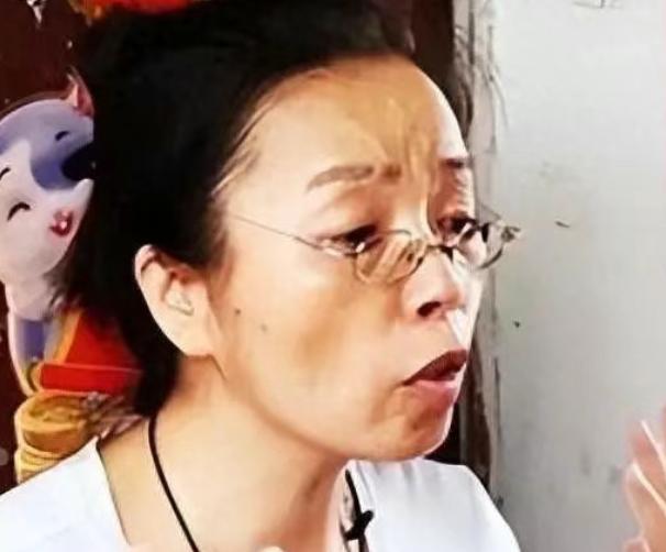 “没有1500万，这房子我绝不同意拆除！”广州贪心“钉子户”梁蓉，30多平的房屋