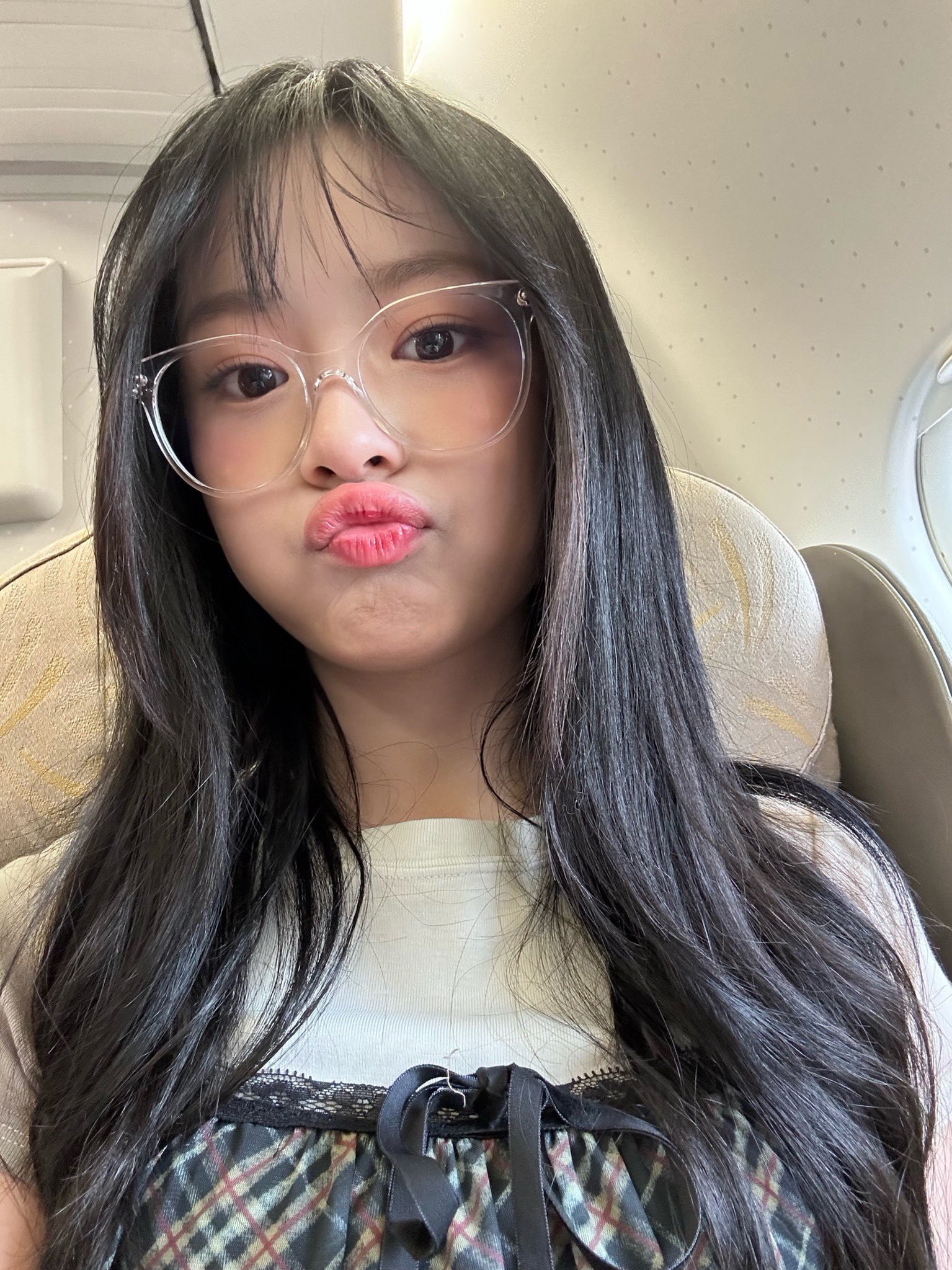 Hanni宝宝 我亲📞🐰 ​​​