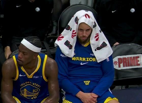 输就输了！但我对库里的表现无可挑剔！直到看到这一幕：才明白库里（39分3篮板4助