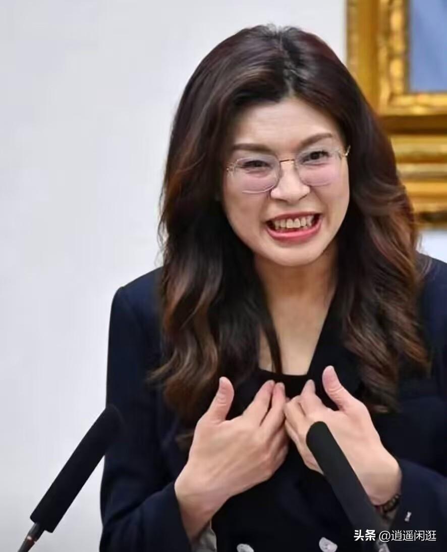 郑丽文再次回答统一问题！6月23日，根据岛内媒体报道，唐湘龙当面询问郑丽文称，台