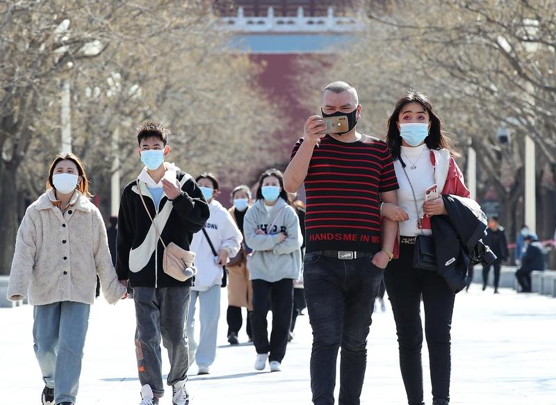 最近多地开启“乱穿衣”模式，真让人摸不着头脑。近 20 个省份气温起伏大，北方气