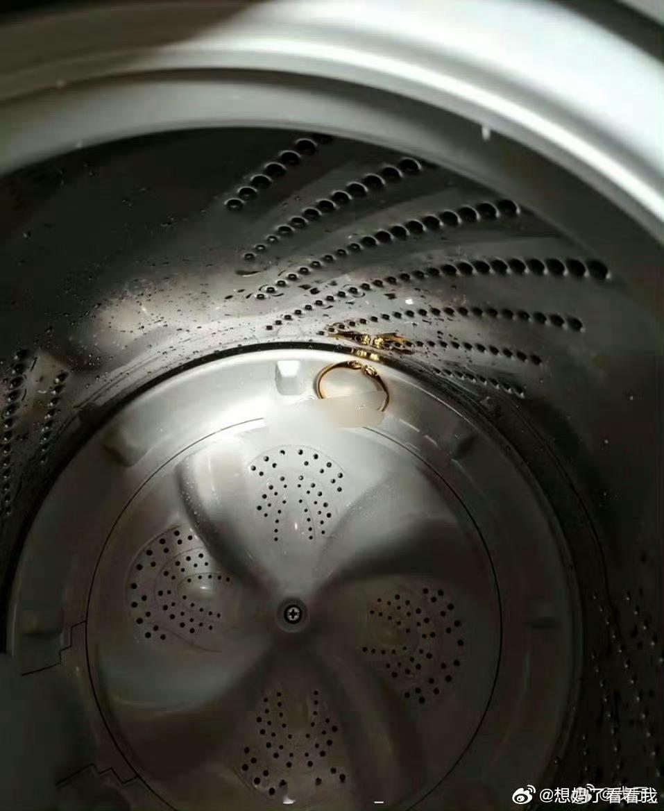 洗衣服的时候忘记拿出来了，洗衣机洗了一个小时，还能要吗 ​​​