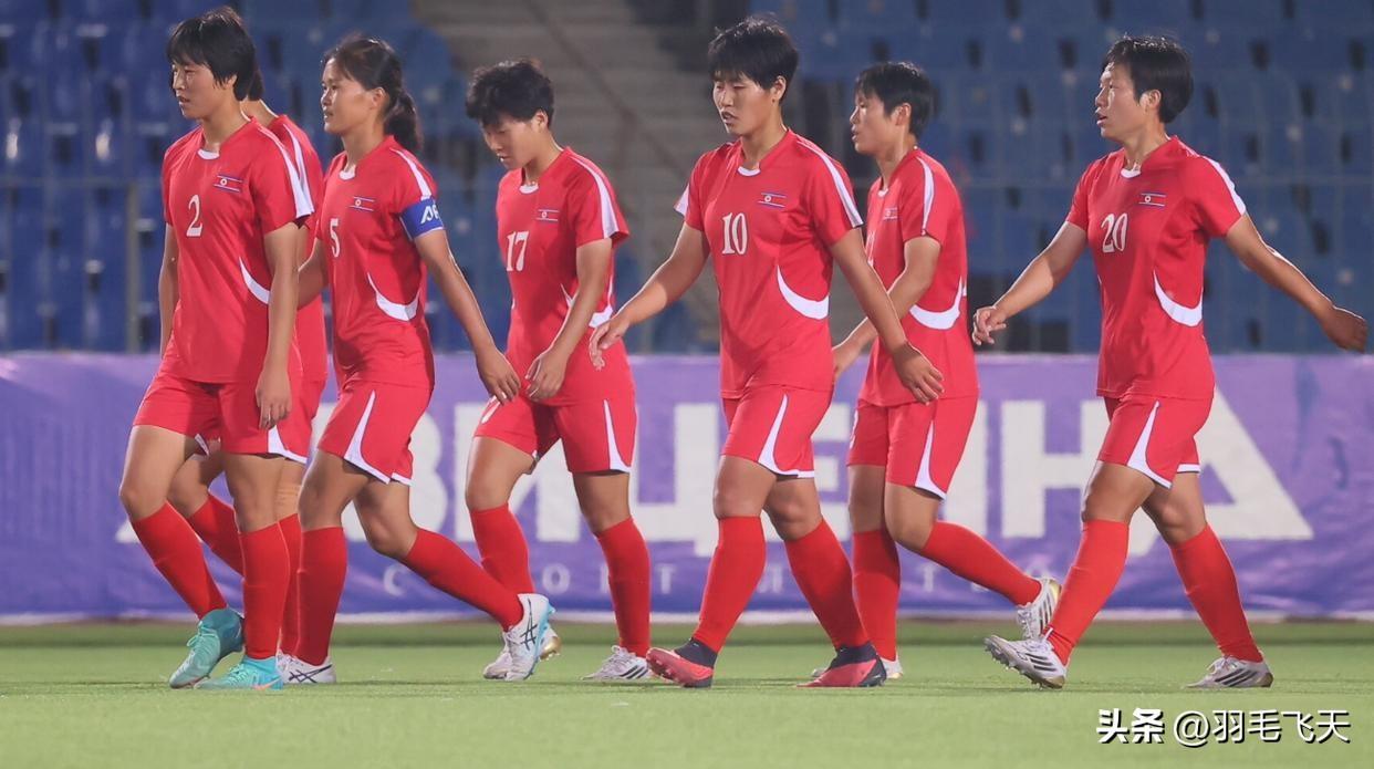 闭门造车的朝鲜队太强了
朝鲜队不出国拉练，也不打热身赛，但就是这么强。北京时间3