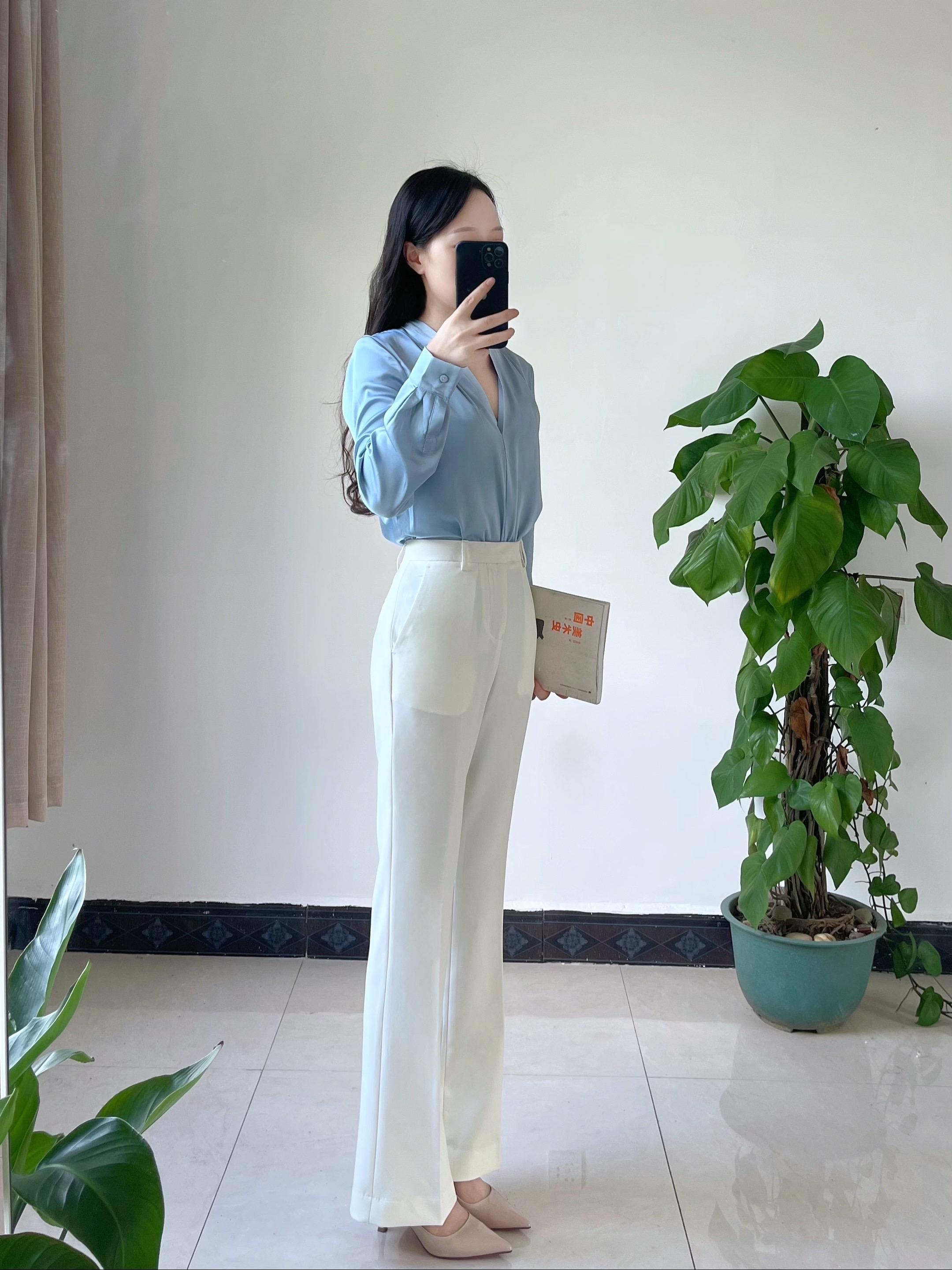 教育大概就是，以爱为舟，以知为帆，共赴教育星辰大海。