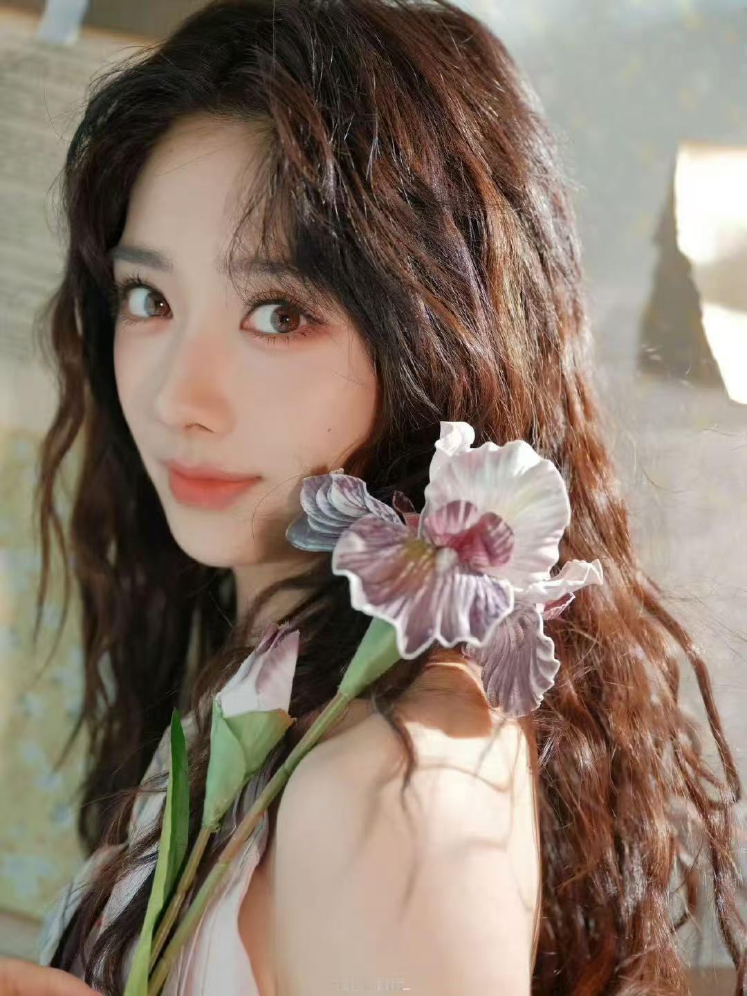 王影璐怼脸好美 这个怼脸美貌太权威了吧！！！王影璐这怼脸好绝啊～ ​​​