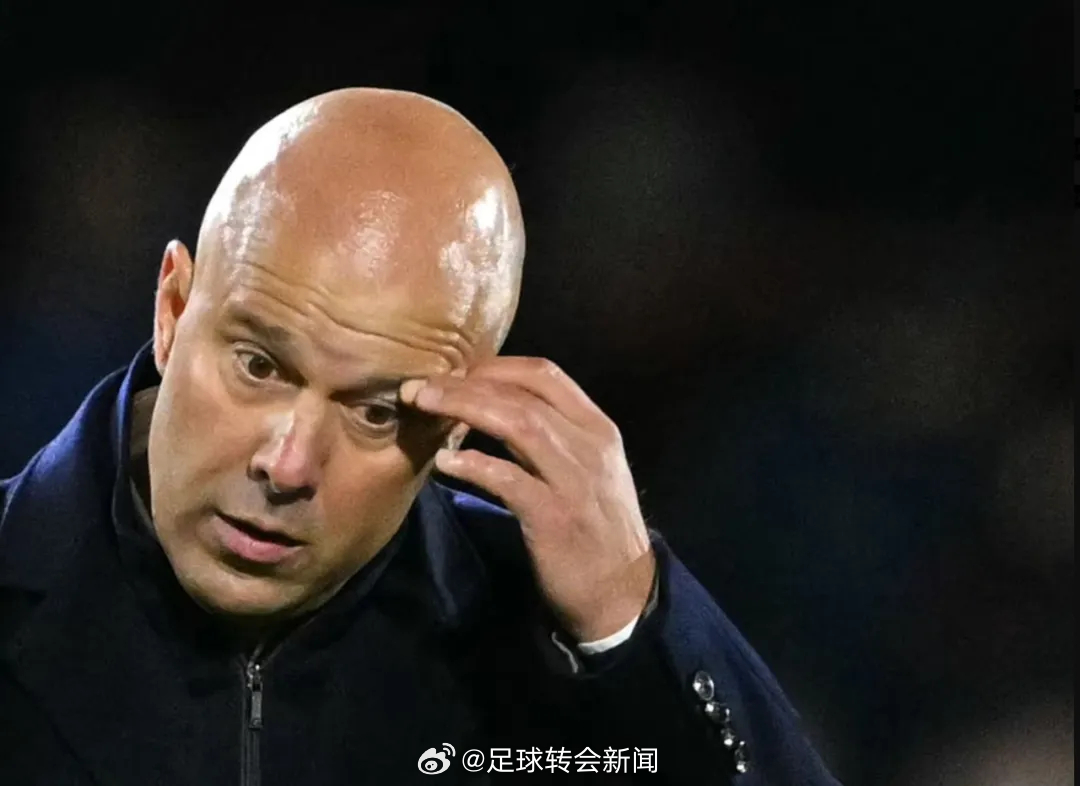 在利物浦1-4惨败给埃因霍温后，斯洛特表示他感觉利物浦高层依然信任自己。斯洛特说