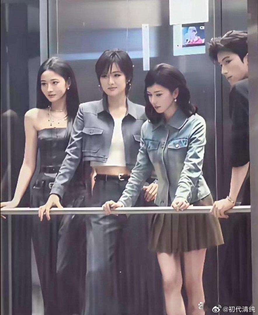 突然有点觉得姚安娜美了，胜在身高和气质 