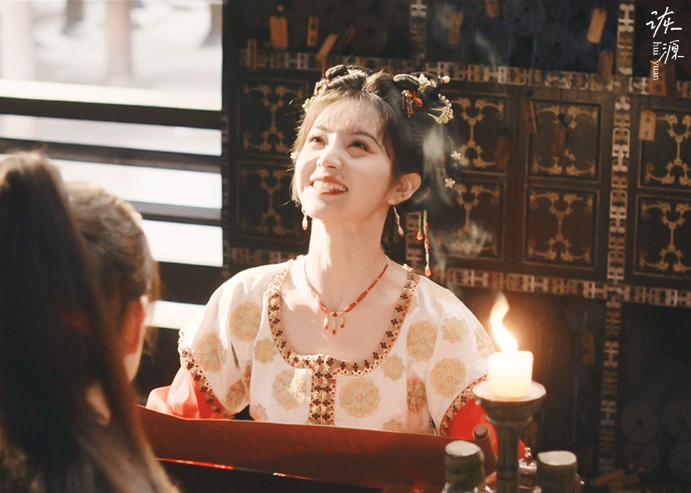 田曦薇 《子夜归》武祯 / 动图EP35-01 坦领黄衣（黄白）笑[奶牛猫][奶