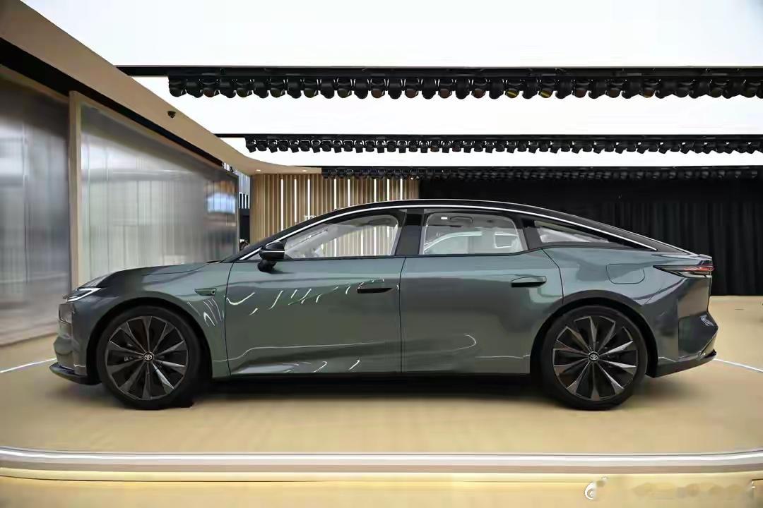 今年广州车展的一大亮点就是日系头部品牌拥抱国内智能科技，在自己精密制造的基础上，