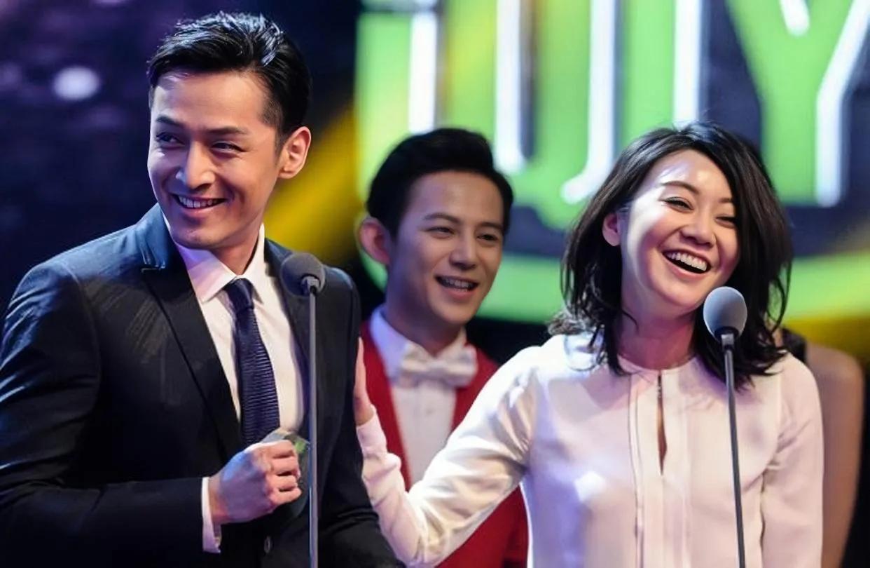闫妮，生活中她迷迷糊糊的性格，让她显的与众不同，她只有在演戏的时候才会变得异常清