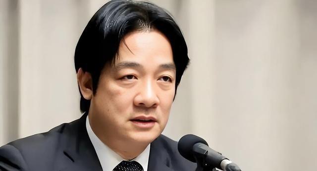 台军收到噩耗，军火已被扣！大陆更改赖清德称呼，郑丽文即将离台！
 
台军最倚重的