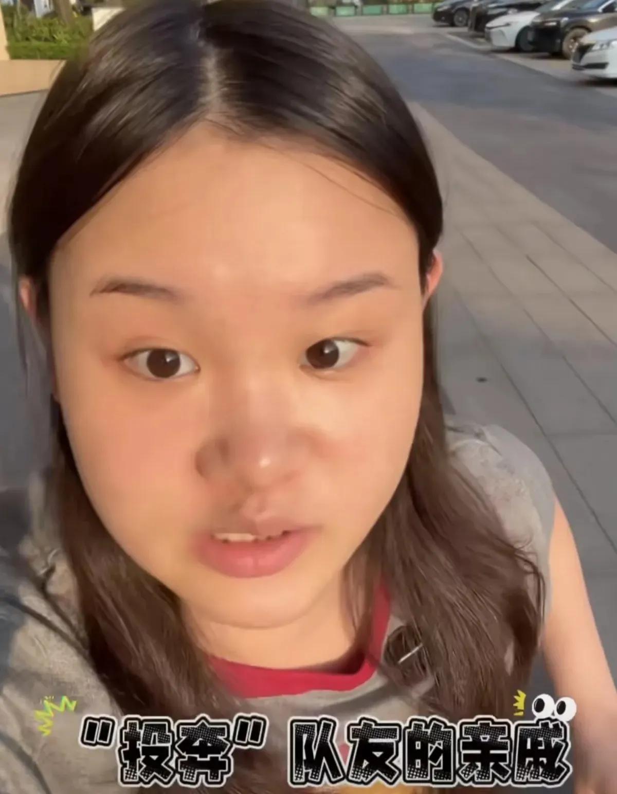 6月2日，爱学习的张家齐，投奔全红婵哥哥两人一起助农买荔枝
6月2号那天，张家齐