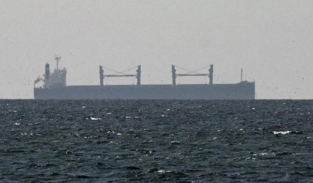 【都停火了，霍尔木兹海峡依旧静悄悄】

美国、伊朗停火2周，停火协议中还特别提出