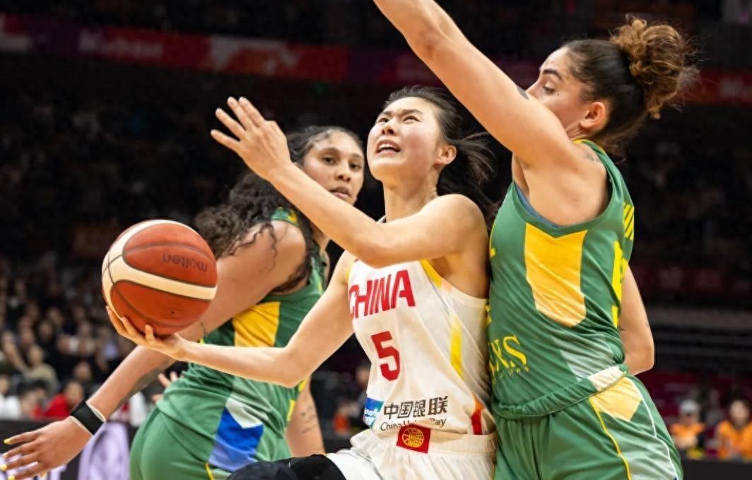 中国女篮击败巴西女篮，不是核心球员王思雨

3月17日晚，中国女篮在2026年女