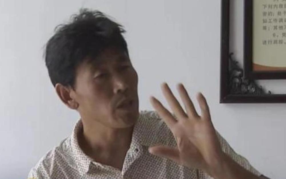 2015年家中拆迁弟弟分6套房，上门女婿哥哥却没份，之后这个哥哥想拿5万块钱买弟