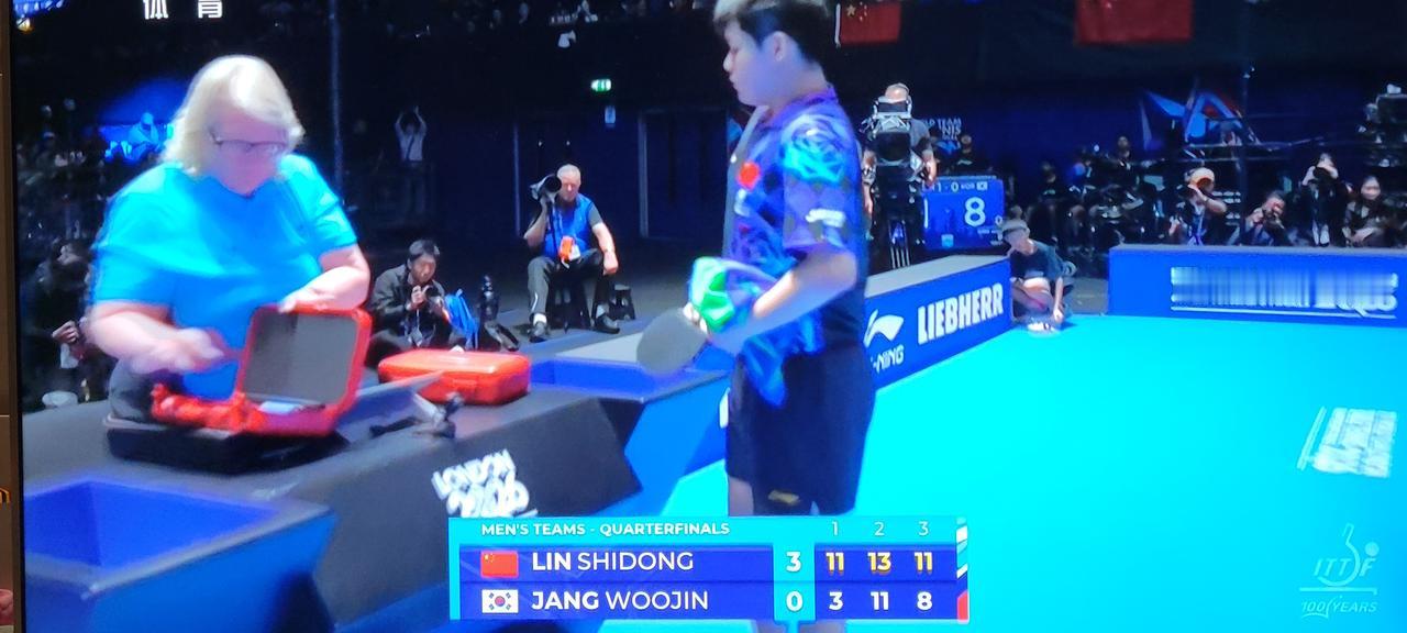 林诗栋3:0横扫张禹珍，强势找回那个曾经强大的世一！
进入淘汰赛后，林诗栋没有受