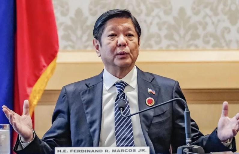 明眼人都能瞧出，南海这边，中国对日本和菲律宾的耐性已经快磨到底了。果不其然，这两