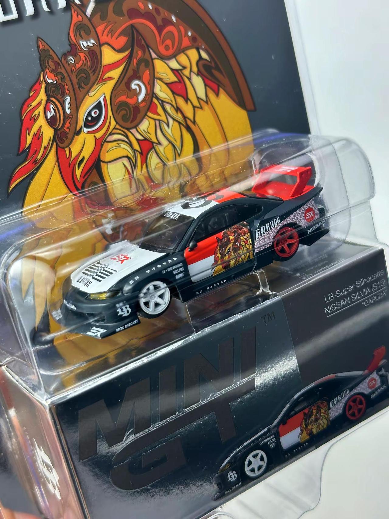 MINI GT Garuda加鲁达。MINI GT 1:64 Nissan LB