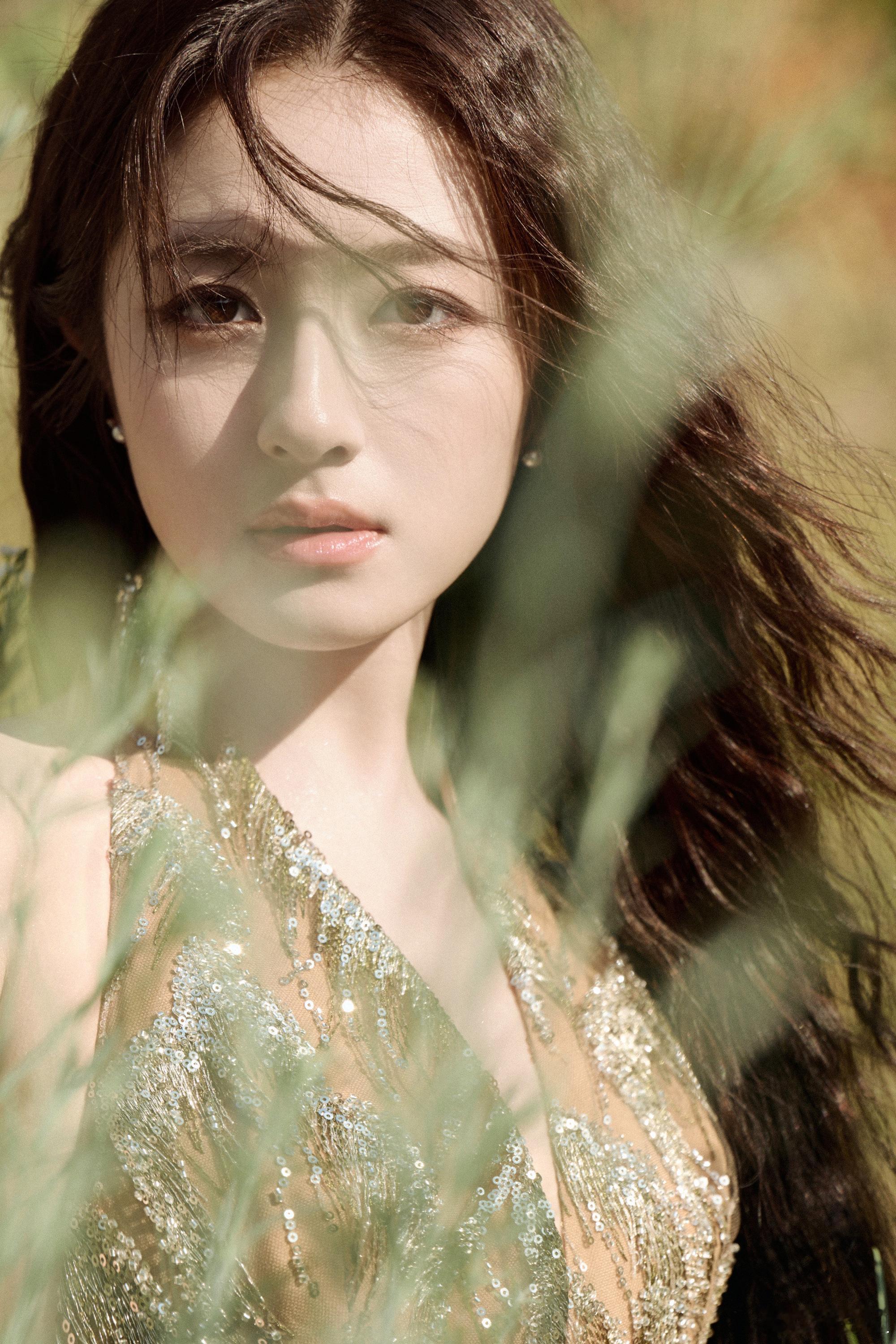 针对授意粉丝争番的不实指控，李兰迪对接公开否认并打假，强调始终秉持理性原则，不鼓