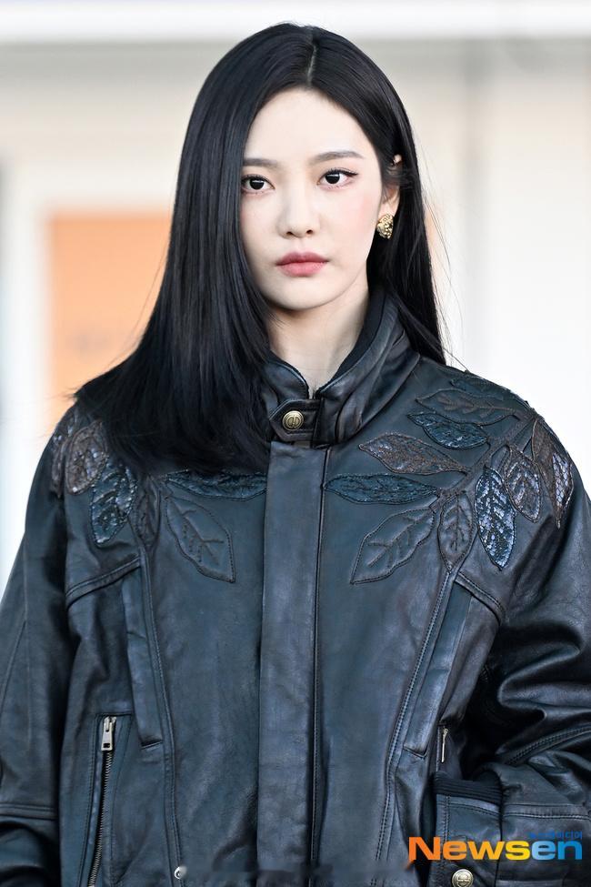 宁艺卓今日机场出发新闻图宁艺卓出发Gucci大秀