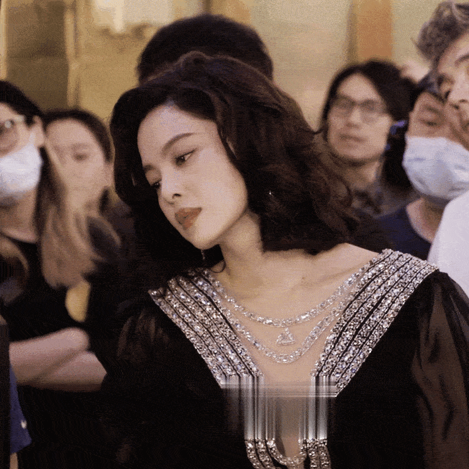90年代港风美人李李，辛芷蕾!!!长了一张很有故事的脸，气质高贵美艳动人，好美！