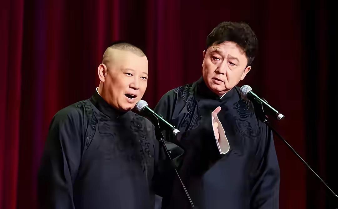 文艺要为广大人民服务，做到百花齐放，百家争鸣！
有人说郭德纲“相声不三俗逗不乐观