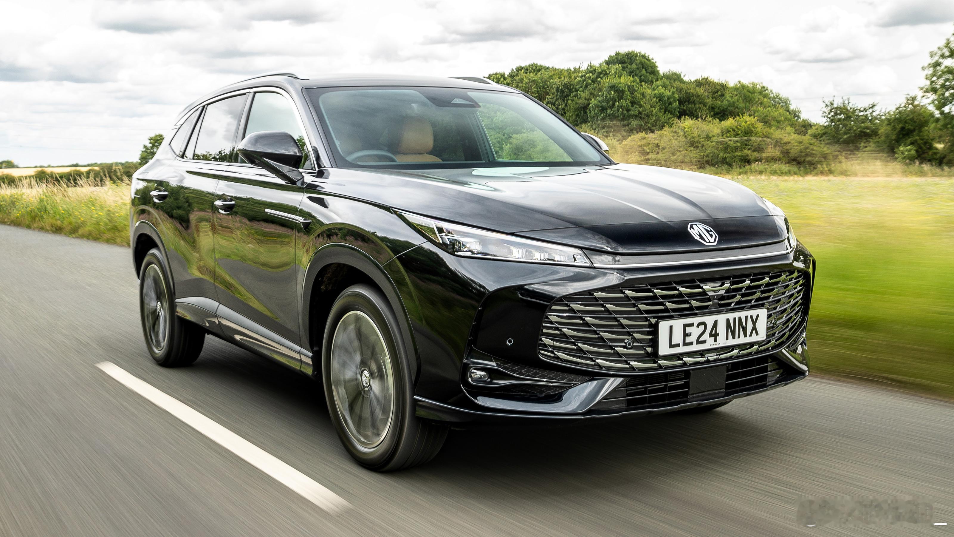 英媒说中国品牌汽车2025年大举抢占英国市场，预料新车销量将突破20万辆大关，占