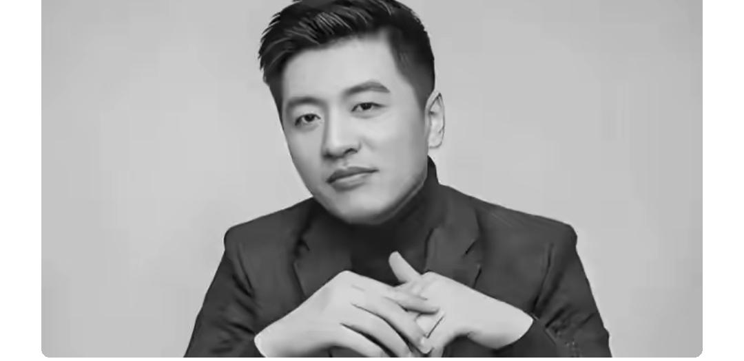 今日头条上，看到张雪峄去世的消息，我还是感到震惊。
       首先，他是人生