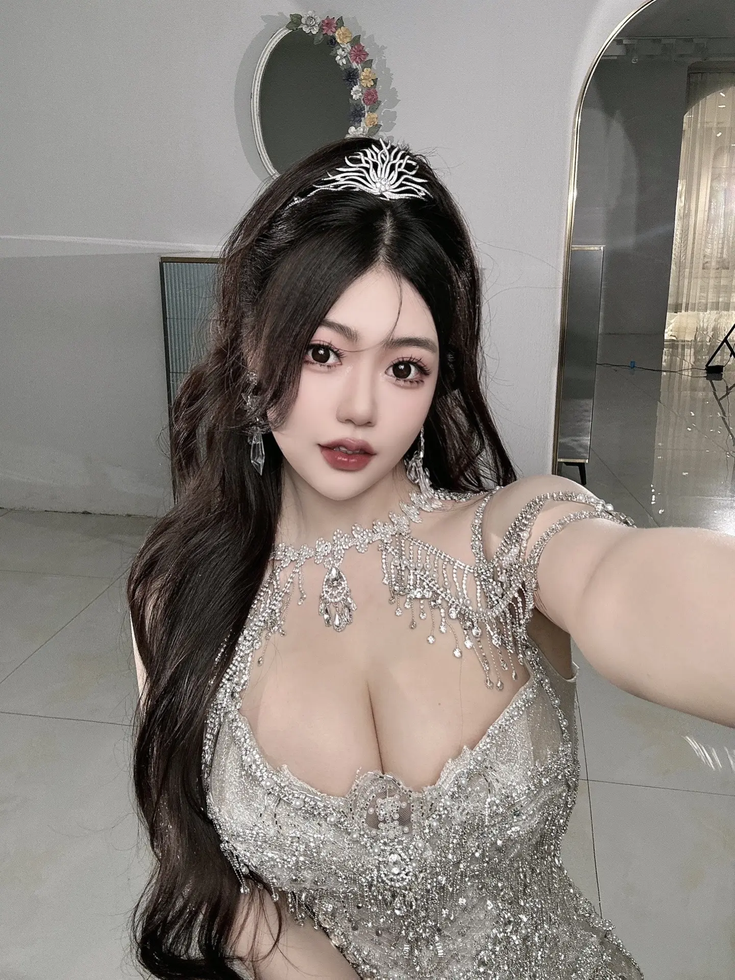 我穿婚纱好美👰